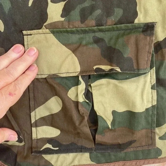 NorthWest Territory Camouflage Hunter’s Vest - Picture 4 of 10